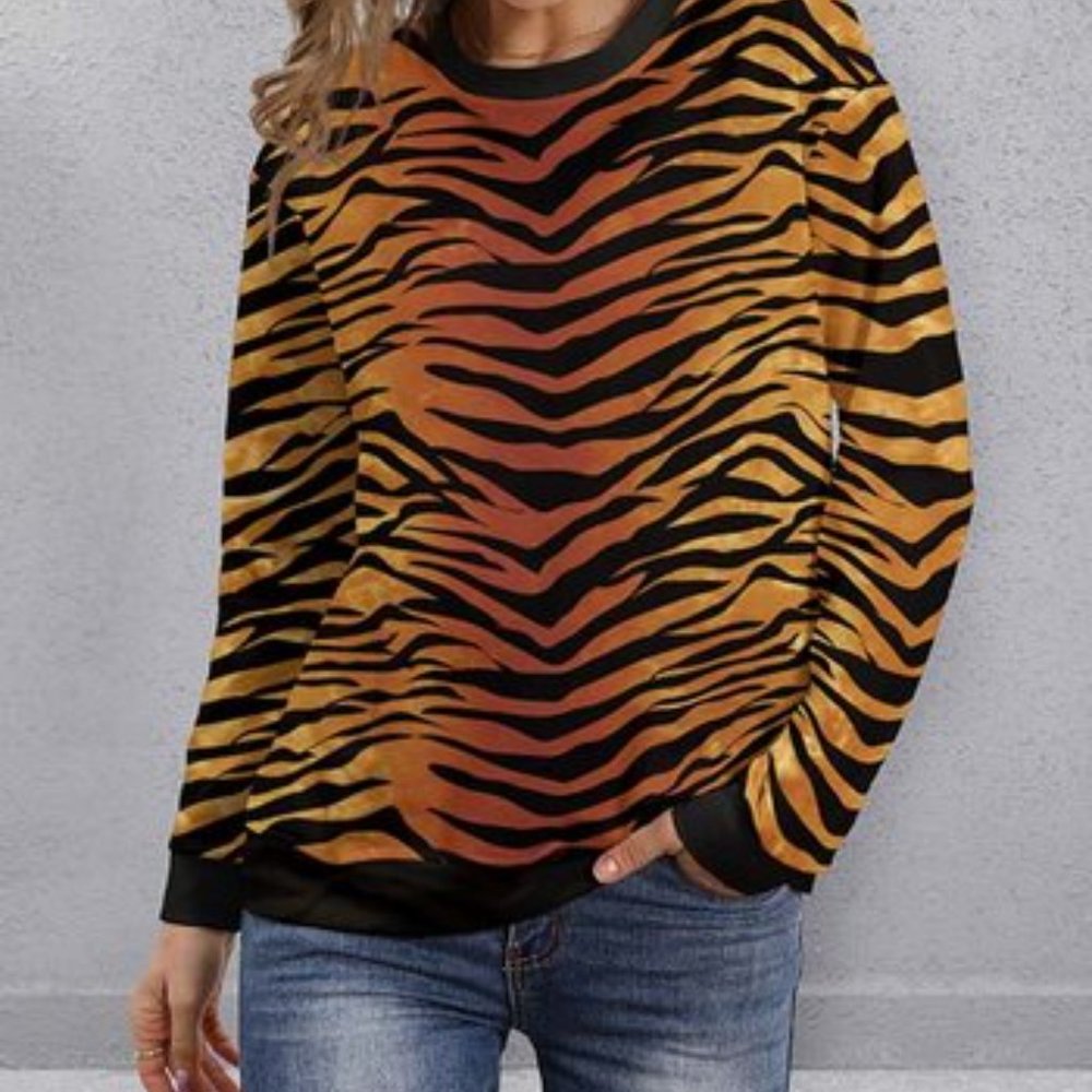 PixieLady Black & Orange Tiger Lightweight Crewneck Sweatshirt